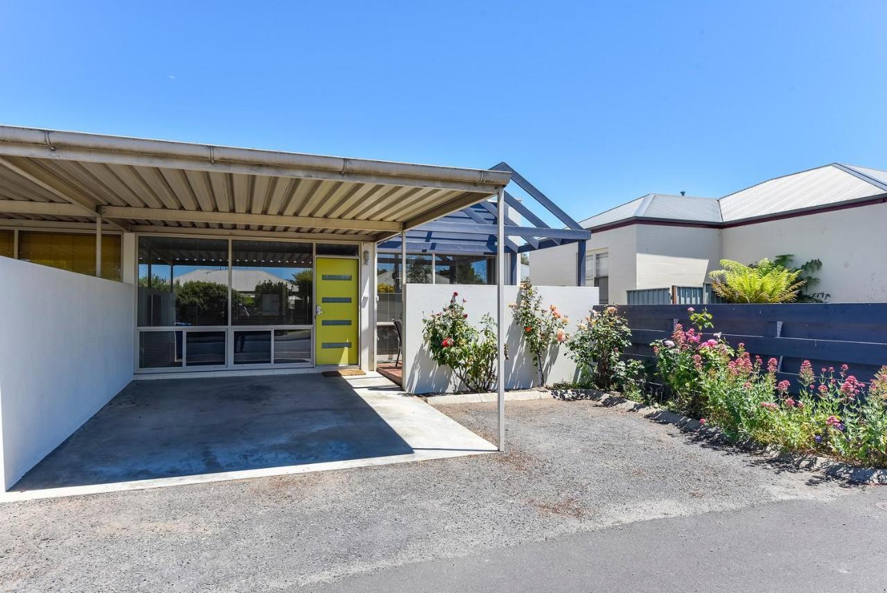 City Courtyard One Apartment Mount Gambier Exterior photo